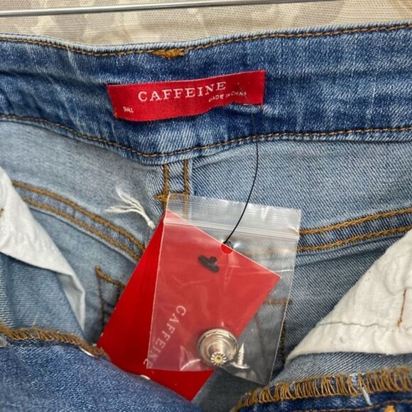 NWT Buttonfly Denim Shorts - Picture 3 of 5